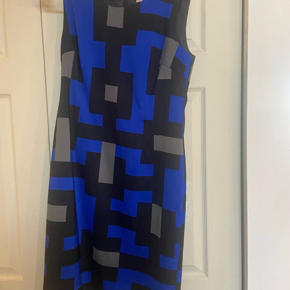 Kasper sheath dress. Perfect for work.